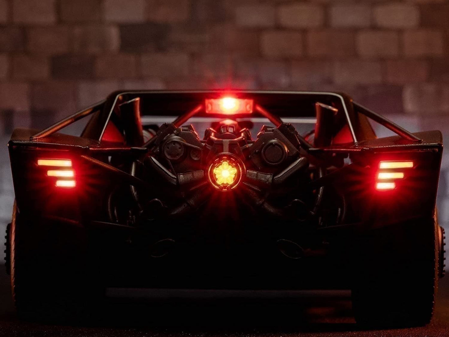 DC Comics the Batman Batmobile with Lights Die-Cast Car 